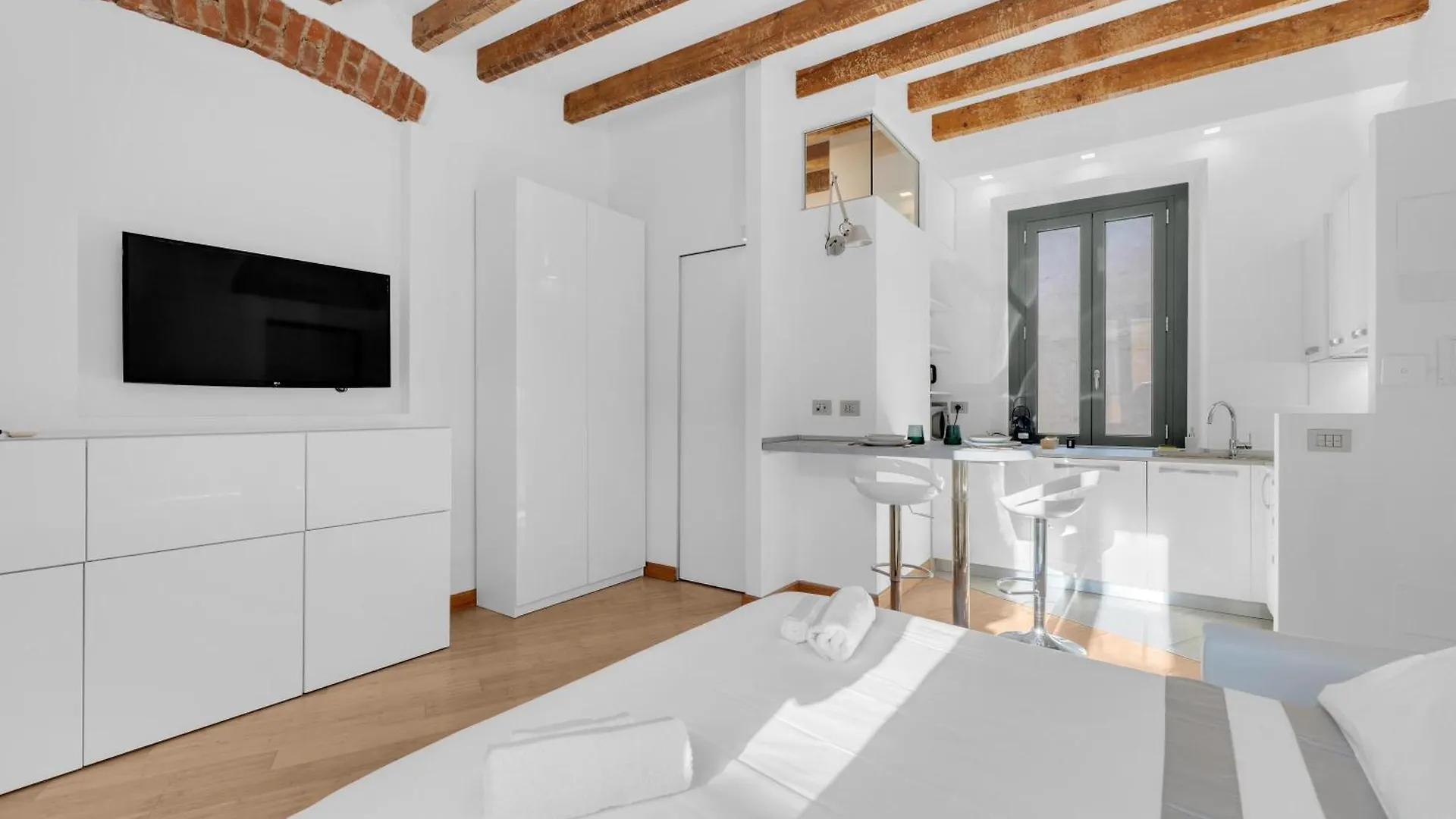 Navigli Modern Apartment In Design District location